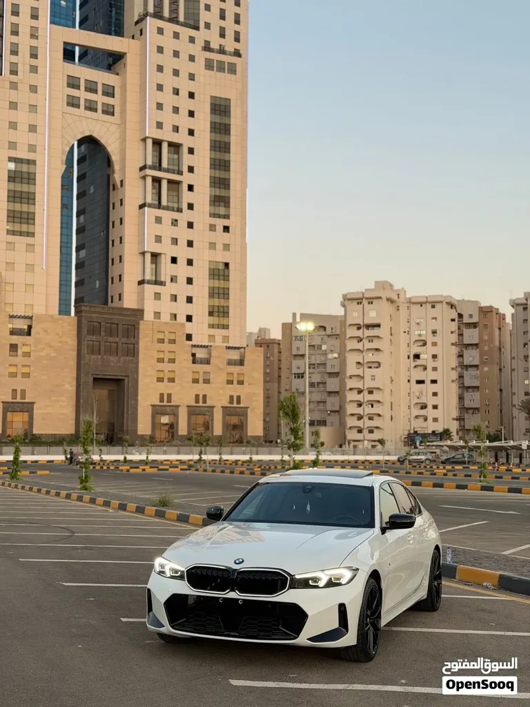 صورة 4 لـ BMW 330i موديل 2024 - فول أوبشن — طرابلس