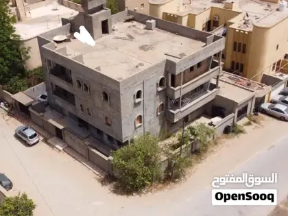 منزل للبيع جنزور الشرقية — ثلاث طوابق