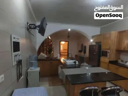 فيلا للبيع جهة جزيرة بوستة — النوفليين قرب كافي لاتي